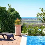 Parona With Private Pool * Vilanija