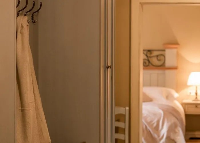 Villa Parona With Private Pool Vilanija