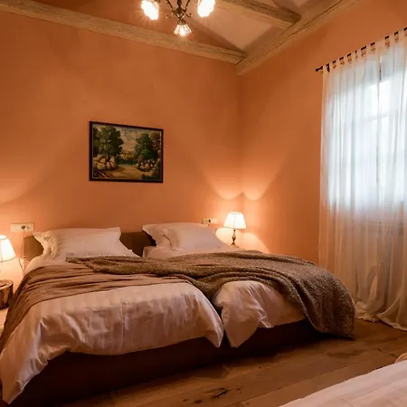 别墅 Parona With Private Pool *