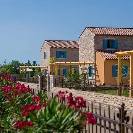 Parona With Private Pool *